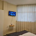 Azur - Self Check-in And 2 Bikes Apartament *