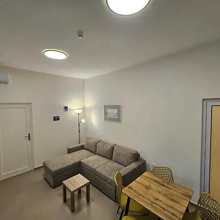 Azur - Self Check-in And 2 Bikes * Burgas City