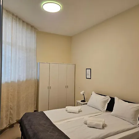 Apartman Azur - Self Check-in And 2 Bikes