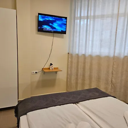 Apartman Azur - Self Check-in And 2 Bikes *