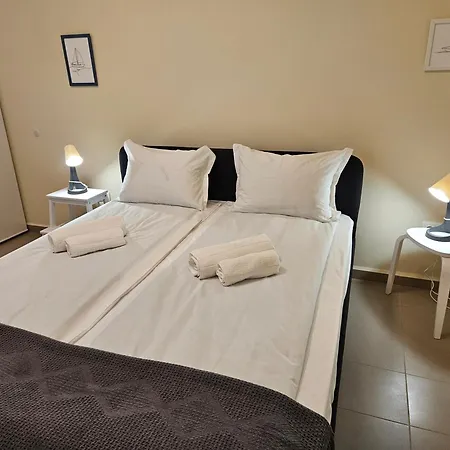 Apartman Azur - Self Check-in And 2 Bikes Burgasz